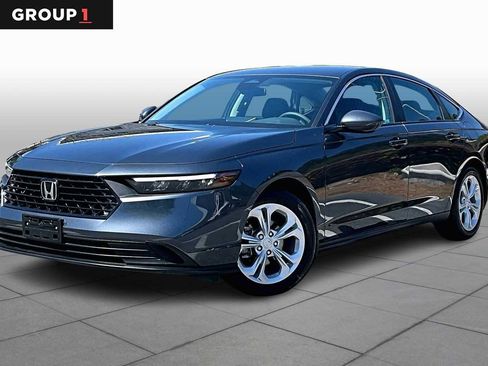 Certified 2025 Honda Accord LX image 1