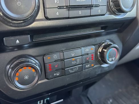 Used 2017 Ford F150 XLT w/ Equipment Group 302A Luxury image 11