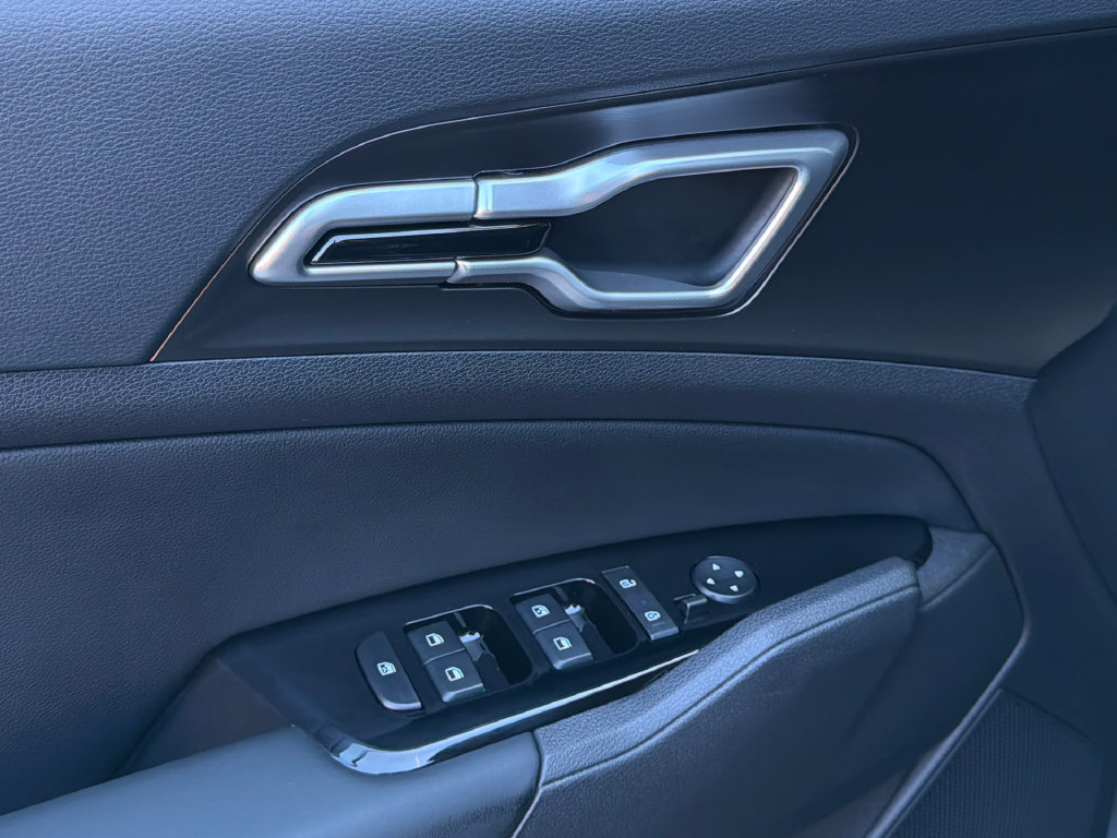 Certified 2023 Kia Sportage EX AWD/4WD image 17