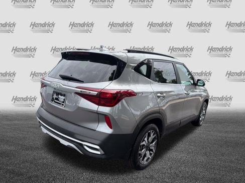 Used 2023 Kia Seltos EX AWD/4WD image 10