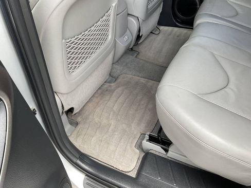 Used 2010 Toyota RAV4 Limited AWD/4WD image 29