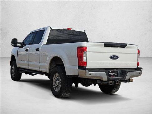 Used 2019 Ford F250 XLT w/ XLT Value Package image 7