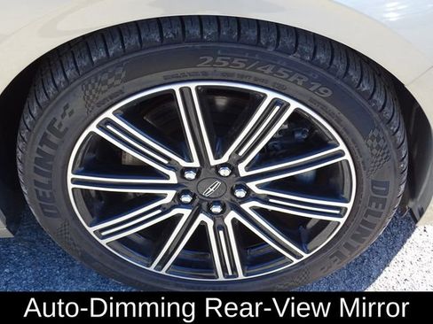 Used 2017 Lincoln Continental Reserve w/ Technology Package image 14