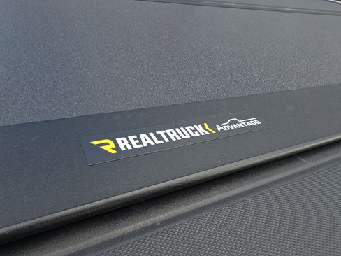 Used 2025 Chevrolet Silverado 1500 LTZ image 39