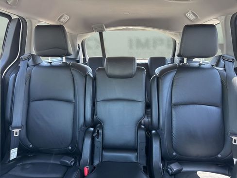 Used 2023 Honda Odyssey Touring image 12