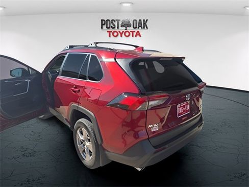 Used 2023 Toyota RAV4 XLE image 3