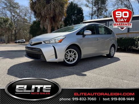 Used 2016 Toyota Prius V Two image 1