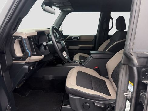 Used 2022 Ford Bronco Wildtrak AWD/4WD image 9