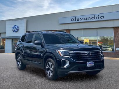 Used 2024 Volkswagen Atlas SE