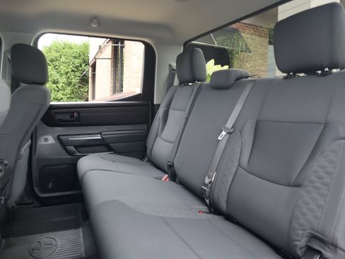 Used 2023 Toyota Tundra SR AWD/4WD image 28