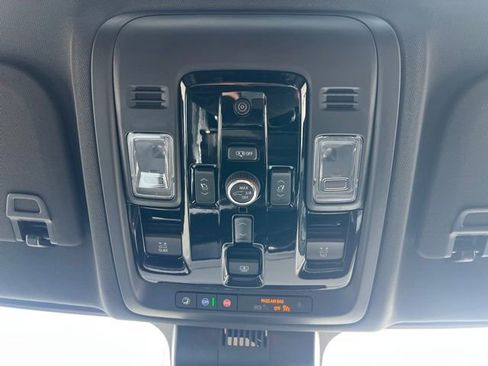 New 2026 Chevrolet Suburban RST w/ RST Capability Package image 40