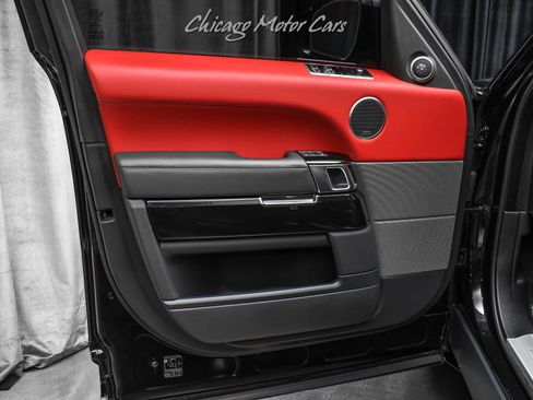 Used 2022 Land Rover Range Rover Sport SVR image 30