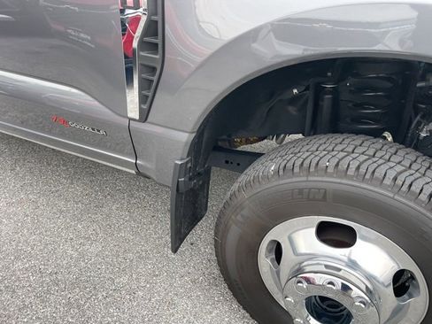 Used 2024 Ford F350 Lariat w/ Lariat Ultimate Package image 6