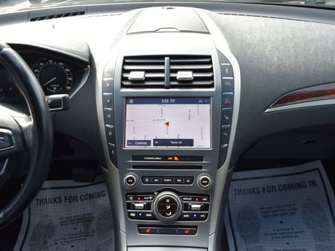 Used 2020 Lincoln MKZ Reserve image 26