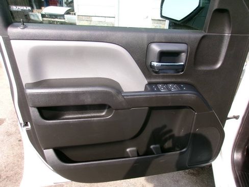Used 2017 Chevrolet Silverado 2500 W/T AWD/4WD image 14