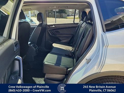 Certified 2023 Volkswagen Tiguan SE w/ Panoramic Sunroof Package image 14