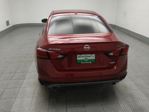 Used 2020 Nissan Altima 2.5 SR w/ Premium Package image 6