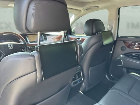 Used 2016 Hyundai Equus Ultimate RWD image 15
