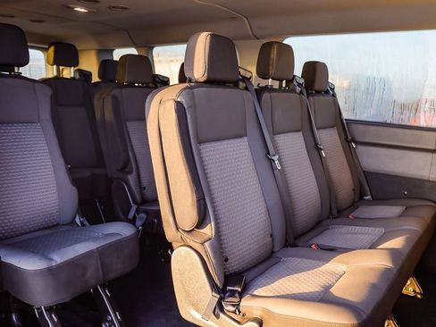 Used 2023 Ford Transit 350 XLT image 19