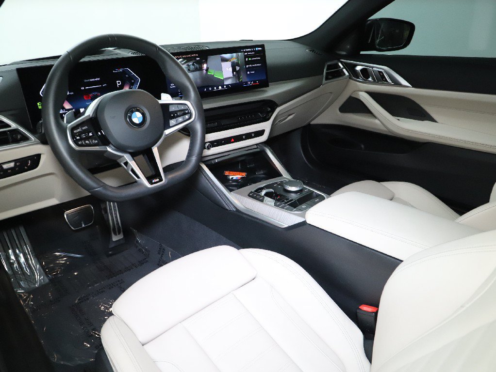 Used 2025 BMW 430i xDrive Convertible w/ M Sport Package AWD/4WD image 18