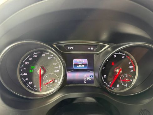 Used 2019 Mercedes-Benz CLA 250 4MATIC image 14