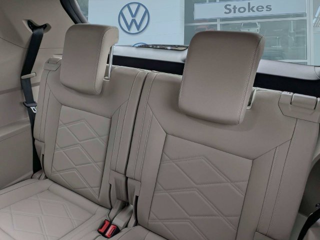 New 2026 Volkswagen Atlas SE FWD image 14