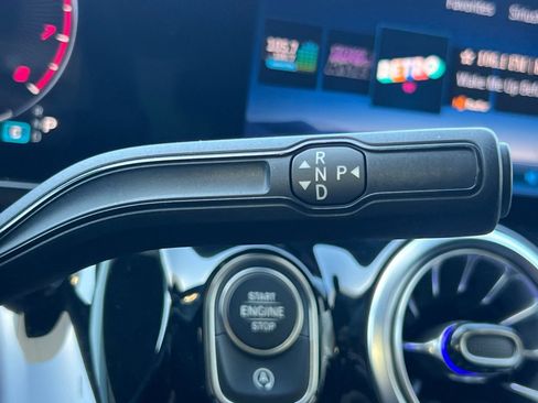 Used 2025 Mercedes-Benz GLA 250 image 17