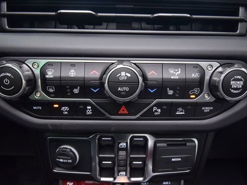 New 2025 Jeep Wrangler Unlimited Rubicon 392 AWD/4WD image 28