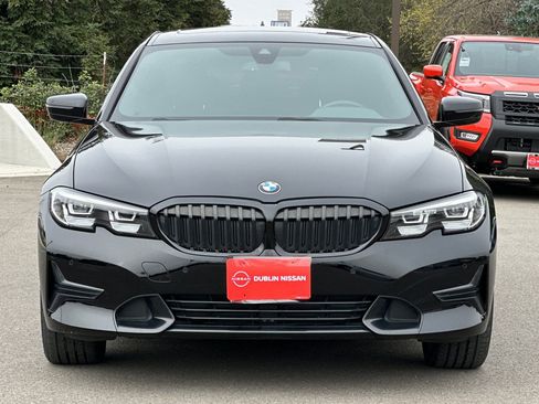 Used 2021 BMW 330e w/ Driving Assistance Package image 9