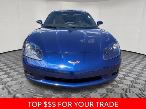 Used 2006 Chevrolet Corvette Coupe w/ Preferred Equipment Group RWD image 2
