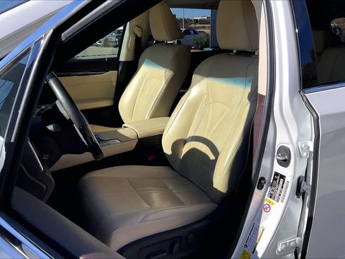 Used 2019 Lexus RX 350L Luxury image 7