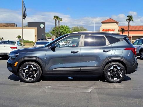 Certified 2025 Kia Seltos S FWD image 9
