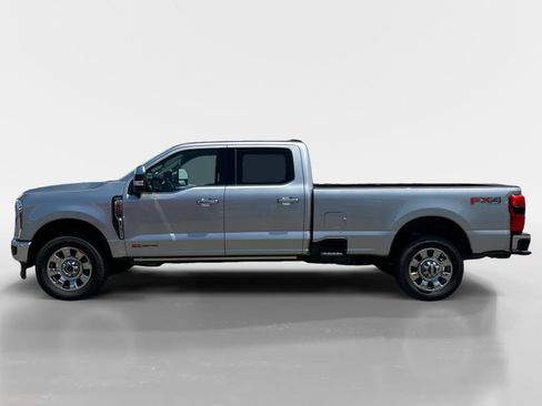 Used 2024 Ford F250 Lariat w/ Lariat Ultimate Package AWD/4WD image 2