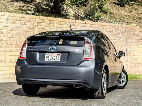 Used 2012 Toyota Prius Four image 17