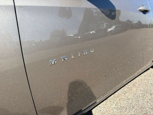Used 2024 Chevrolet Malibu LT FWD image 32