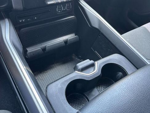 Used 2019 RAM 1500 Big Horn AWD/4WD image 30