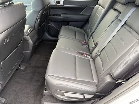 New 2026 Hyundai Santa Fe Limited FWD image 23