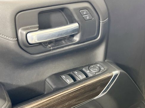 Used 2022 Chevrolet Silverado 1500 RST w/ Redline Edition image 17