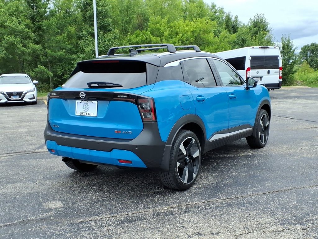 Used 2025 Nissan Kicks SR w/ Illumination Package AWD/4WD image 5