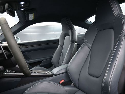 Used 2022 Porsche 911 Carrera 4 GTS image 5