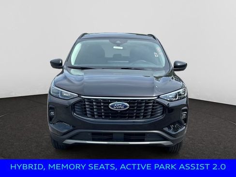 New 2024 Ford Escape SE w/ PHEV Premium Package image 10