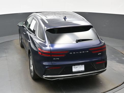 Certified 2026 Genesis GV70 2.5T Advanced image 37