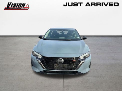 Used 2024 Nissan Sentra SR image 2