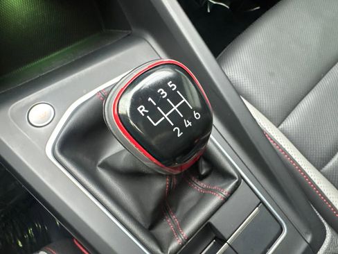 Used 2022 Volkswagen GTI Autobahn FWD image 67