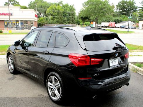 Used 2018 BMW X1 xDrive28i w/ M Sport Package image 10