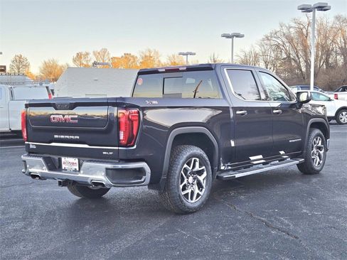 Used 2023 GMC Sierra 1500 SLT w/ SLT Premium Plus Package image 3