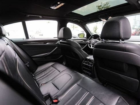 Used 2017 BMW 530i xDrive AWD/4WD image 57