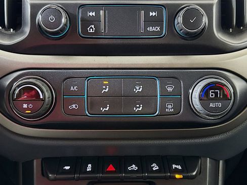 Used 2022 Chevrolet Colorado Z71 image 15