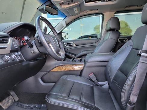 Used 2016 GMC Yukon Denali w/ Open Road Package AWD/4WD image 14