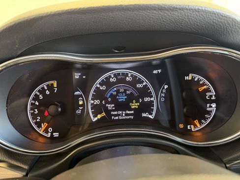 Used 2020 Jeep Grand Cherokee Limited image 10